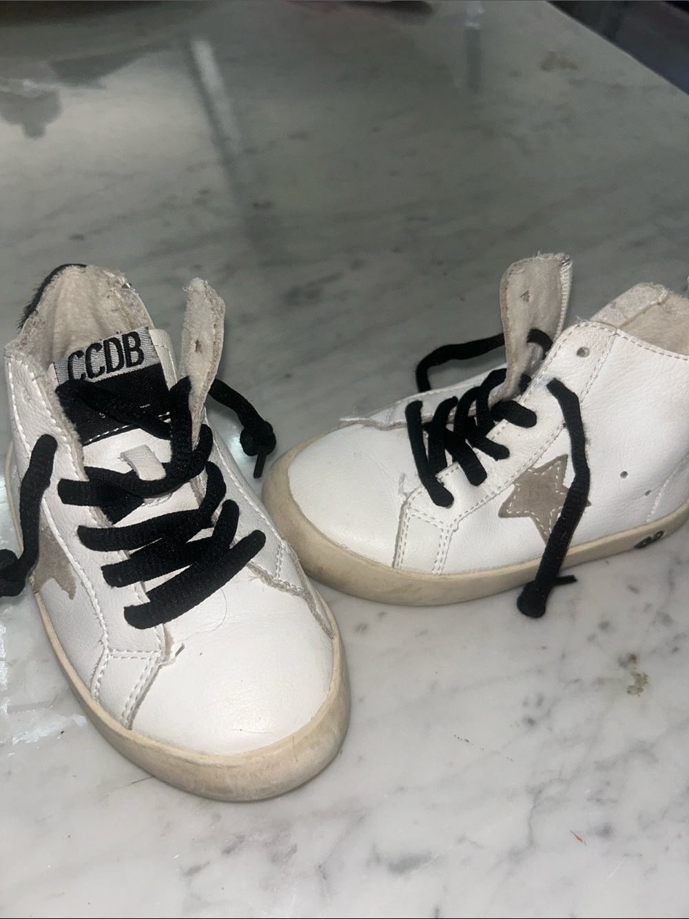 Look alike Golden Goose Kids White Leather High-Top Sneakers Black Laces Sz 25